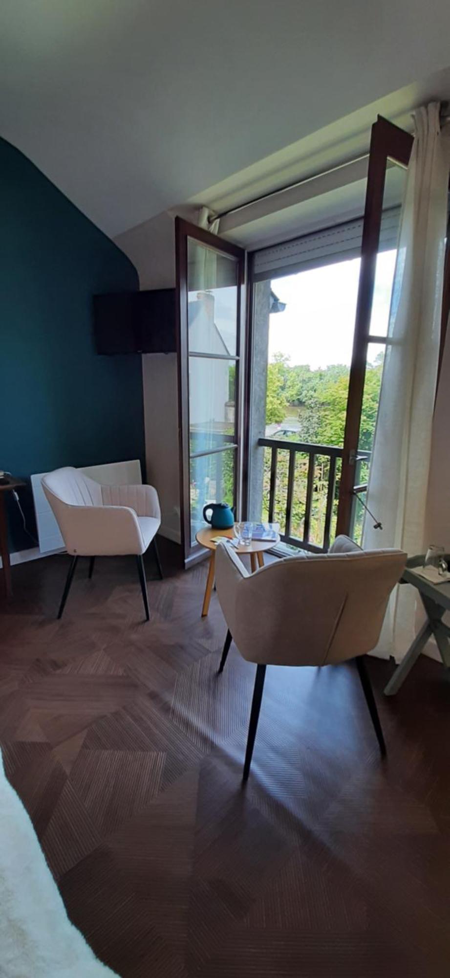 Les Balcons Sur La Loire Bed & Breakfast Chalonnes-sur-Loire Bagian luar foto