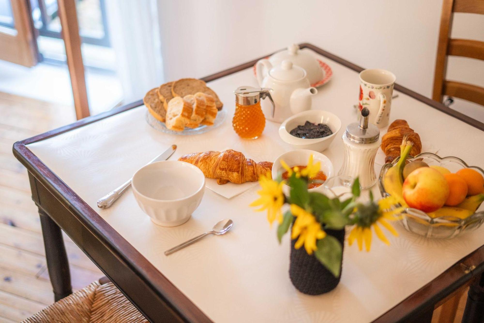 Les Balcons Sur La Loire Bed & Breakfast Chalonnes-sur-Loire Ruang foto